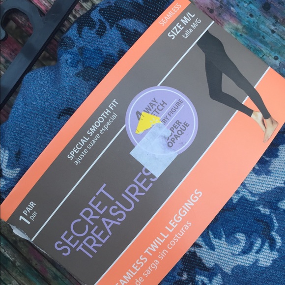 Floral pattern leggings - Picture 2 of 2